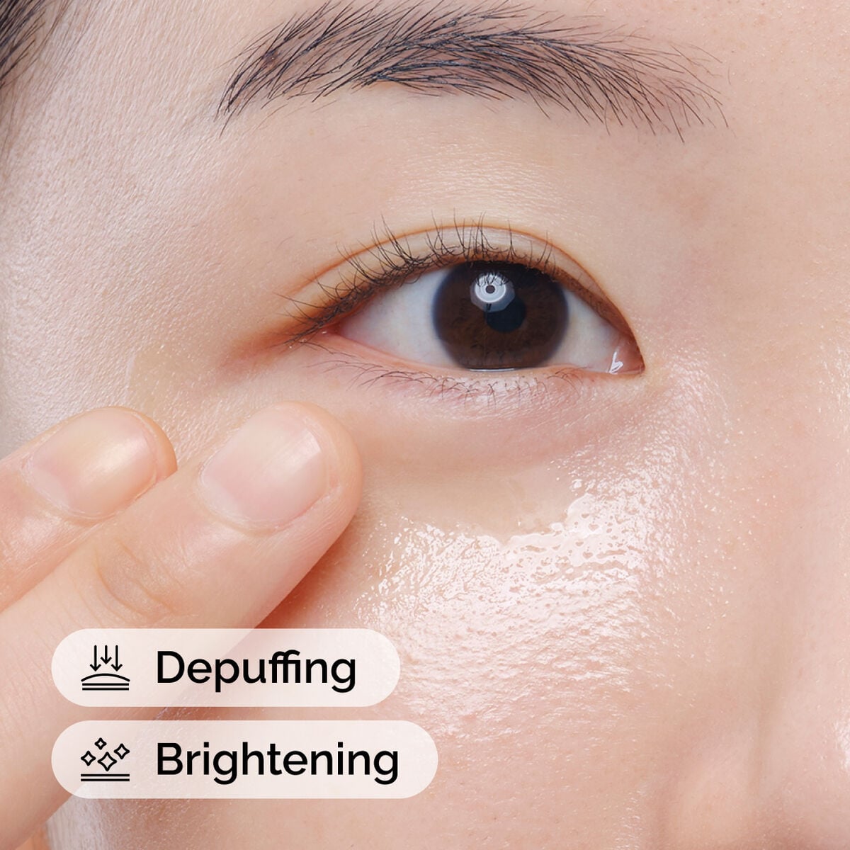 caffeine-solution-5-egcg-eye-serum-j8 ord-caffeine-solution-egcg-model-application-with-benefits.jpg
