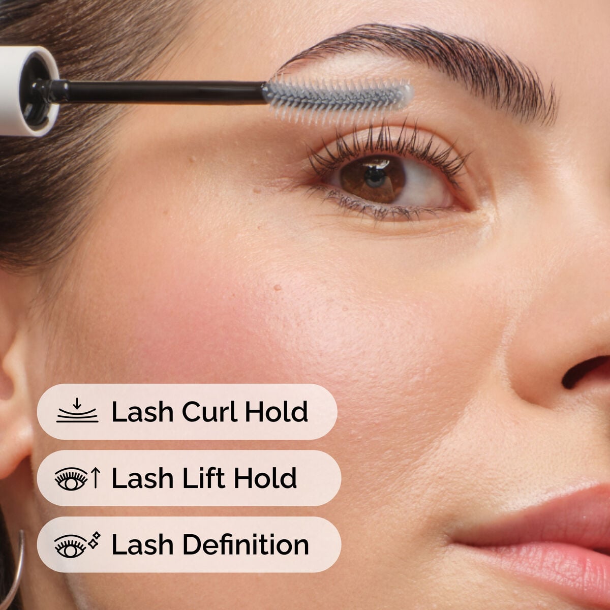 lash-curl-finisher-z4 ord-lash-curl-finisher-model-application-with-benefits.jpg