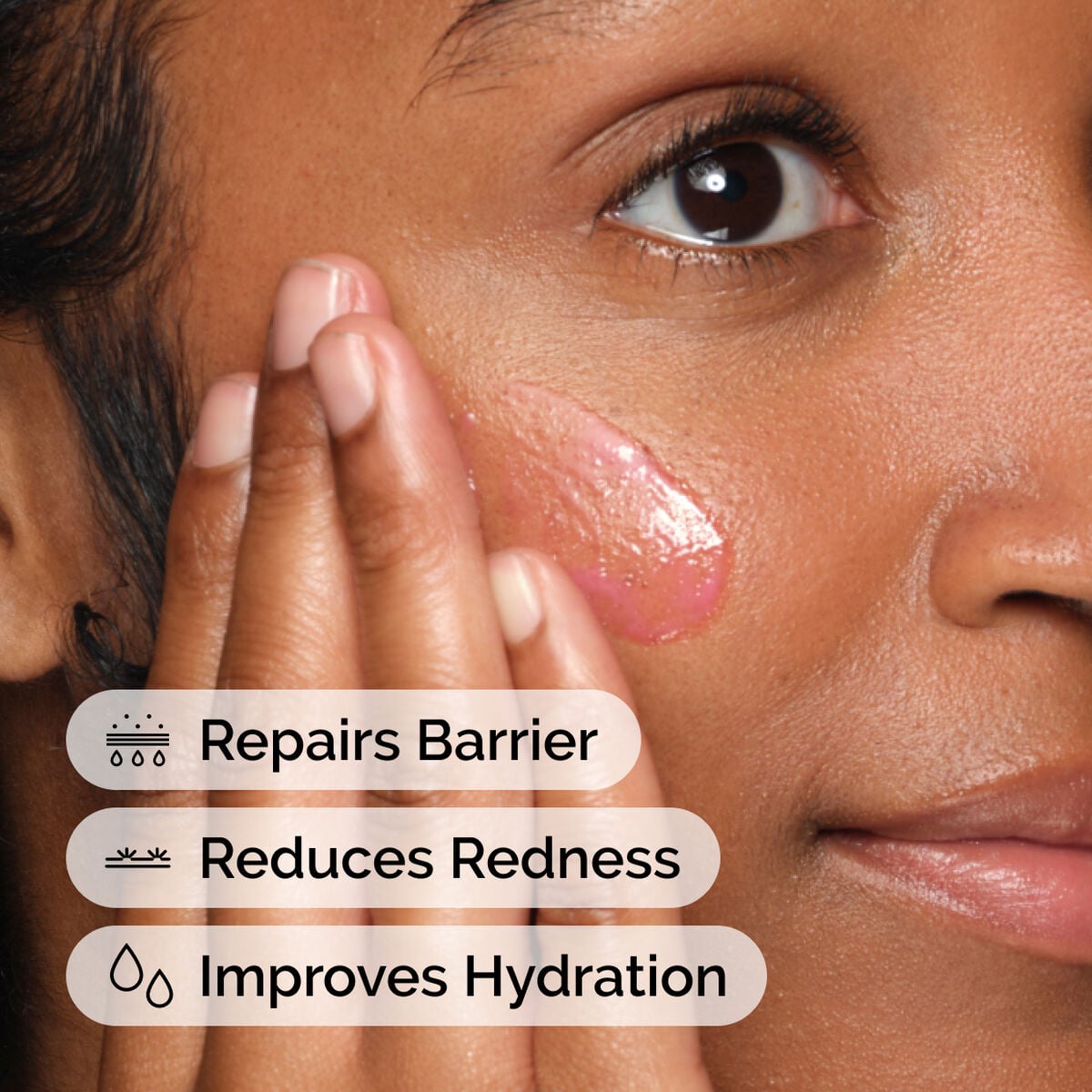 soothing-and-barrier-support-serum-z9 ord-soothing-barrier-support-serum-model-application-with-benefits.jpg